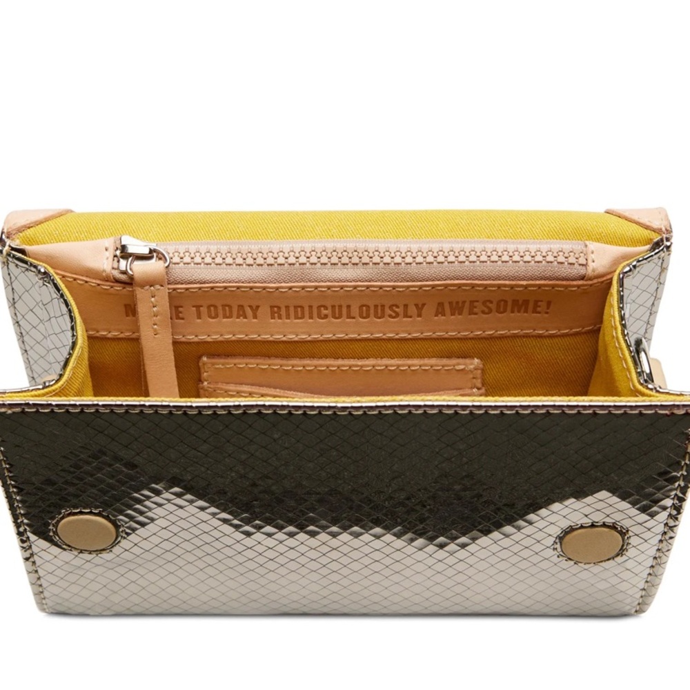 NWT-Consuela Kylie”On the Town” Striking Crossbody purse - Picture 3 of 7